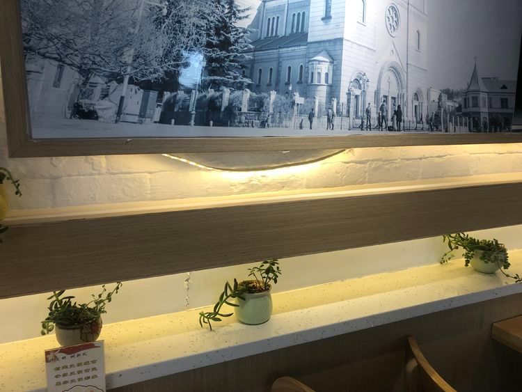 LED燈帶安裝粘不住怎么辦？